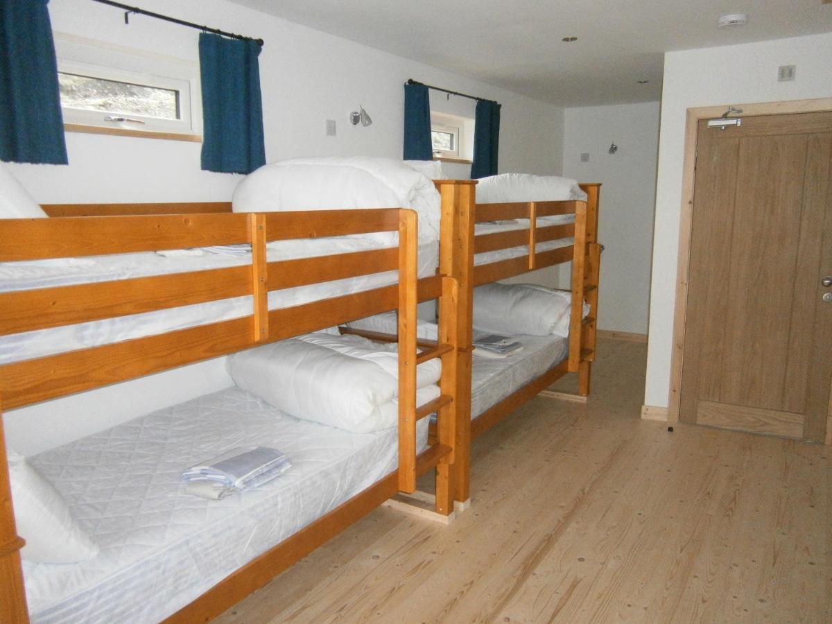 Otter Bunkhouse Hostel Cairisiadar Εξωτερικό φωτογραφία